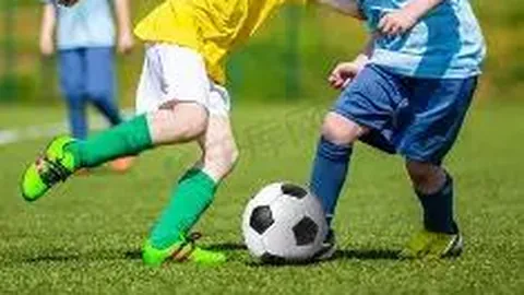 决战绿茵！哈兰德多库领衔，赖因德斯尼科出击，曼城与利兹联巅峰对决即将开启！